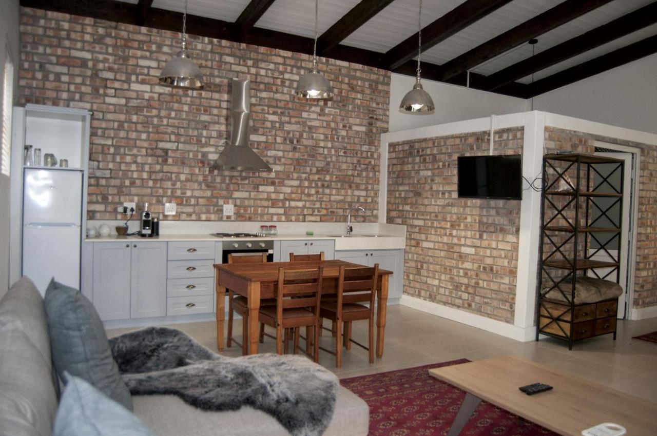 Alte Villa Boutique Hotel Lüderitz Esterno foto
