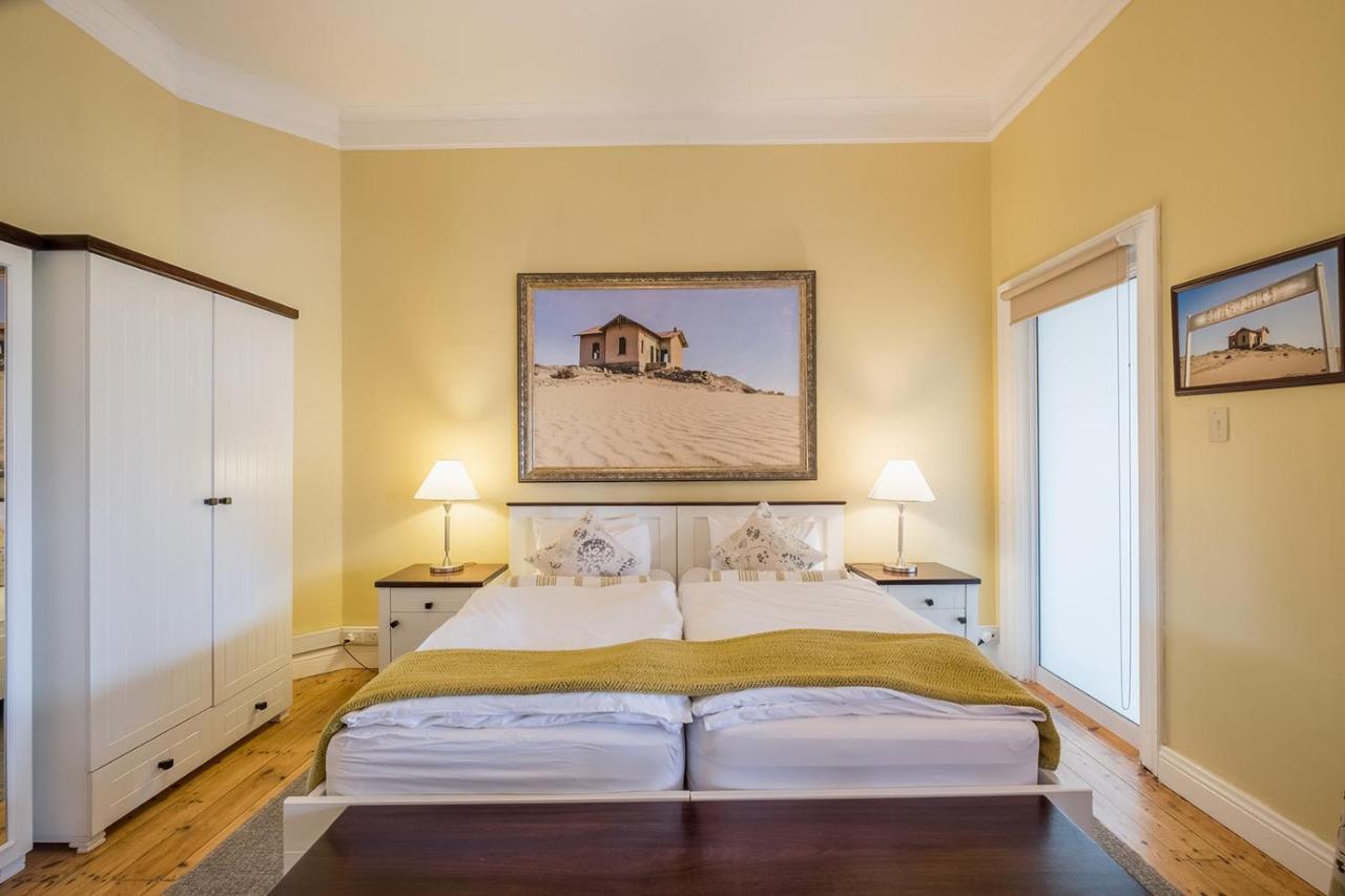 Alte Villa Boutique Hotel Lüderitz Esterno foto